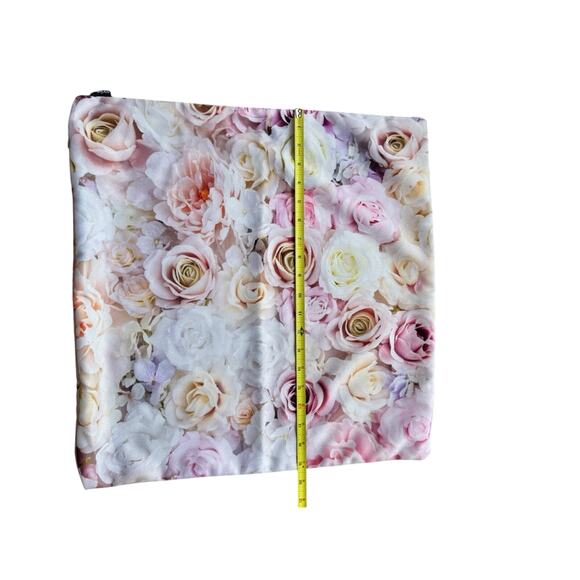 2 Society6 Throw Pillow Covers Pastel Zippered Washable Artist Created 19x19” - Picture 7 of 10